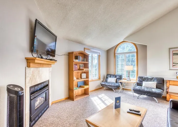 Beaches Inn | Pelicans View Cottage Cannon Beach