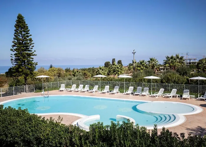 Aparthotel Happy Days Capo Vaticano