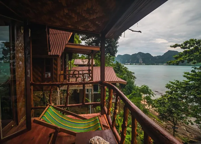 Phi Phi Sunset Bay Resort