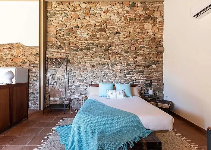Rustic & Chic B&B Granollers
