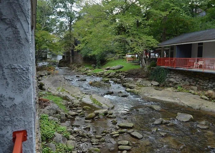 Zoders Inn And Suites Gatlinburg