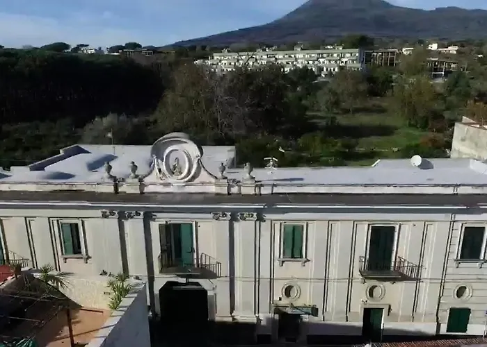 Palazzo D'Amaro Historical Residence Boscotrecase