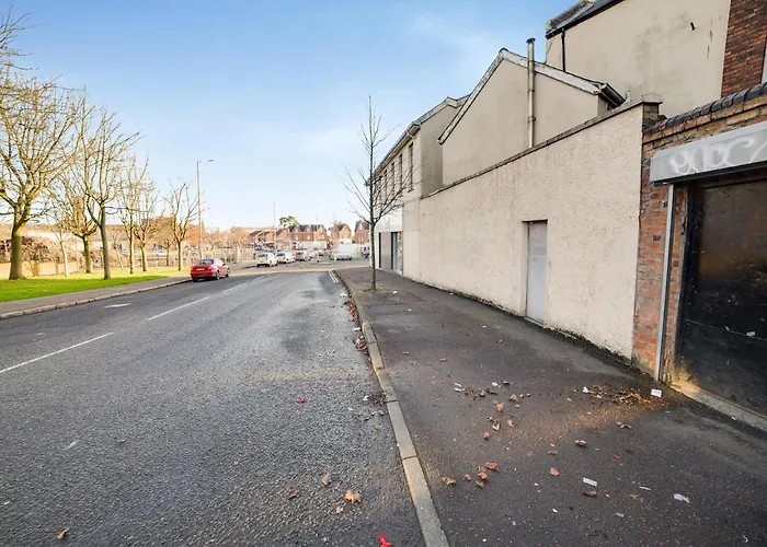 The Old Bank, Crumlin Road