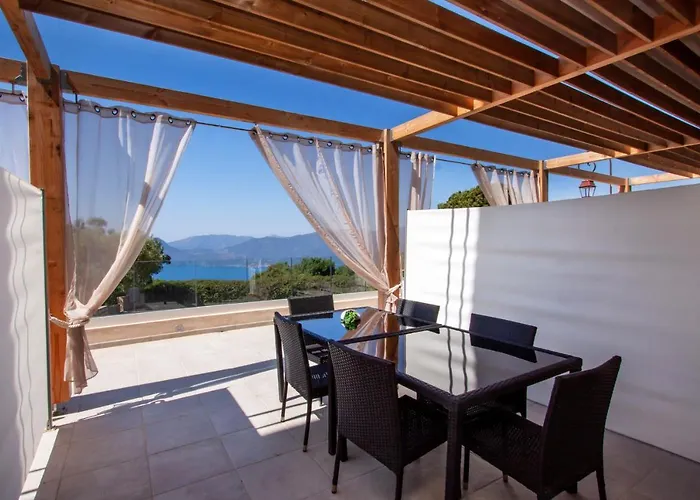 Hotel Scandola Piana 