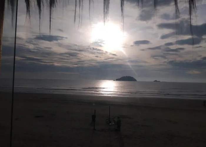 Suites Pe Na Areia Peruíbe