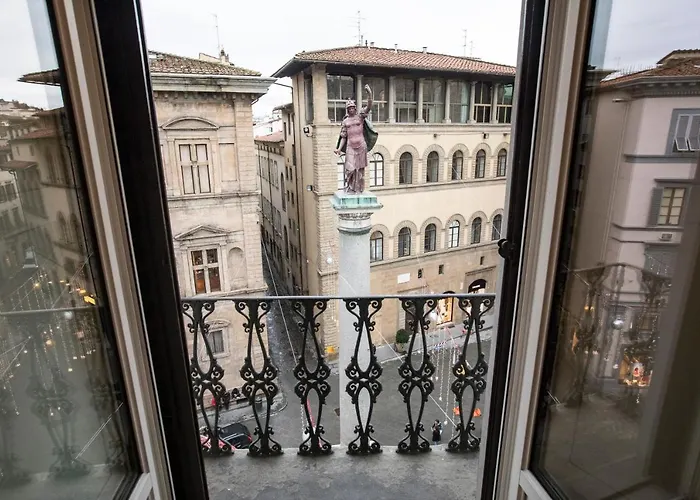 Tornabuoni View Bed and Breakfast Florence