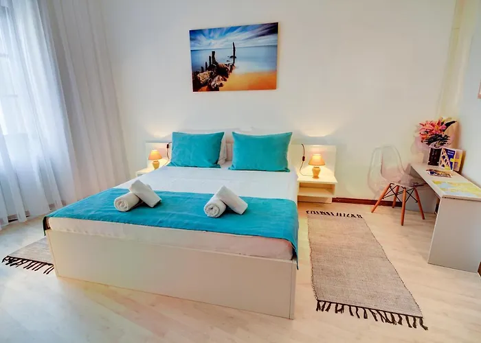 City Point Rooms