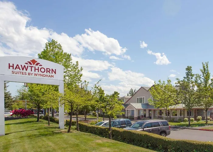 Hawthorn Suites By Wyndham Kent, Wa
