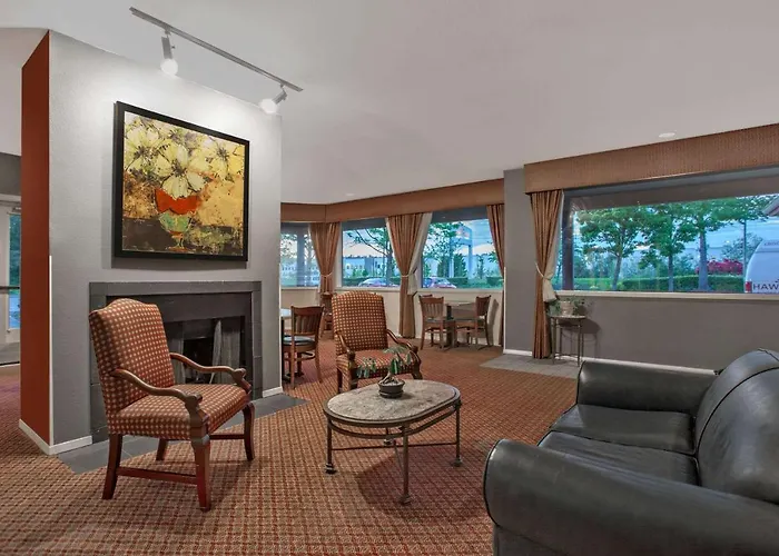 Hawthorn Suites By Wyndham Kent, Wa