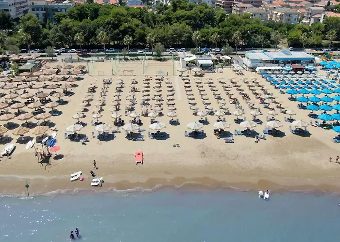 Hotel Nel Pineto