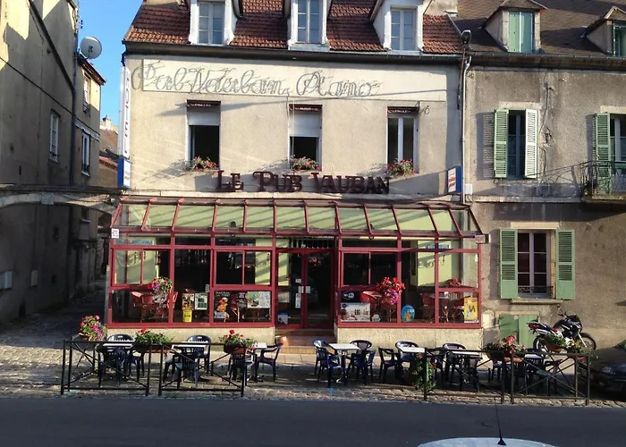 Pub vauban terreaux