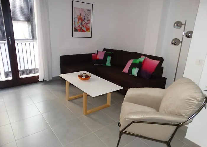 Malaga Apartamentos - Jinetes, 23