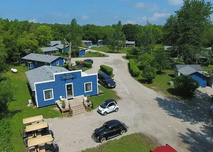 Put-in-Bay Hotels