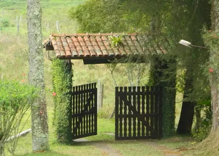 Pousada Vale Das Flores São Francisco Xavier
