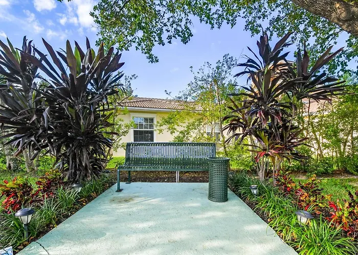 Tequesta Palms Inn