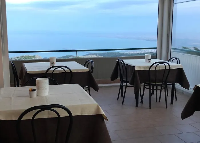 B&B Angela Monte SantʼAngelo
