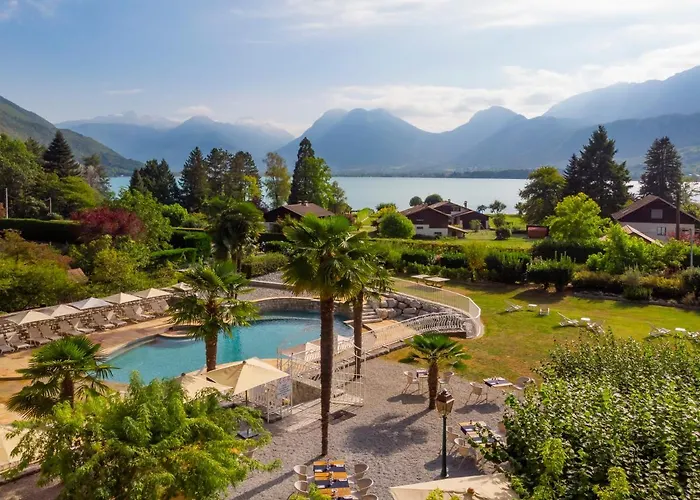 Hôtel Les Grillons Talloires