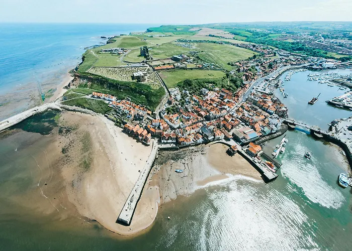 Saltmoore Sandsend